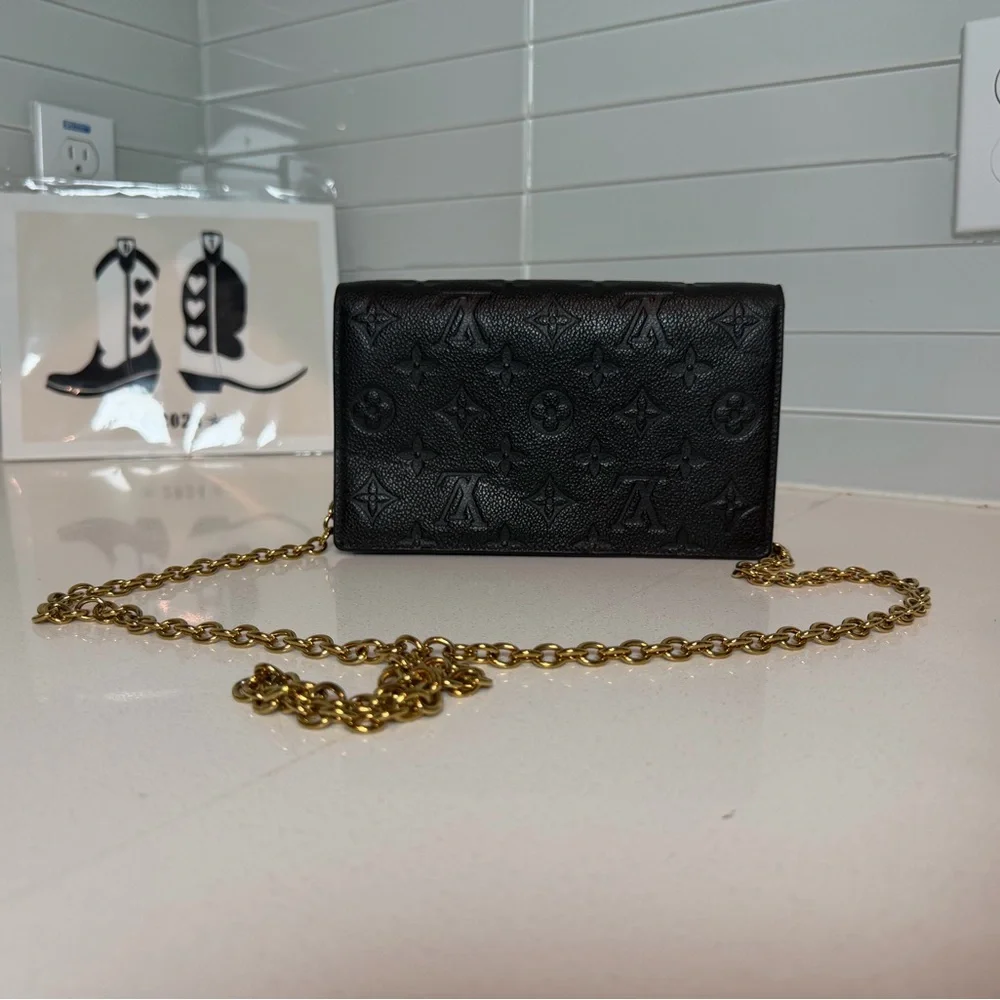 Louis Vuitton Vavin Chain Wallet - Picture 4 of 8